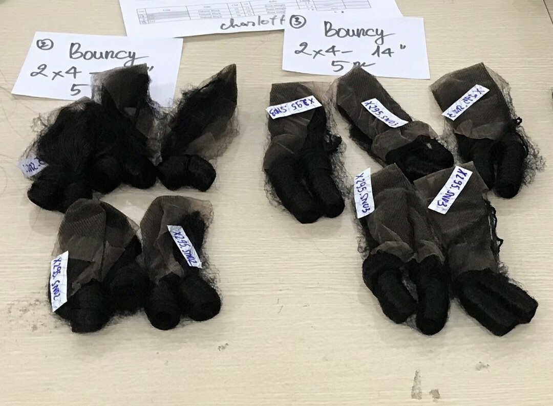 Bouncy Curl Transparent Lace Closure Bouncy Curl Transparent Lace Closure