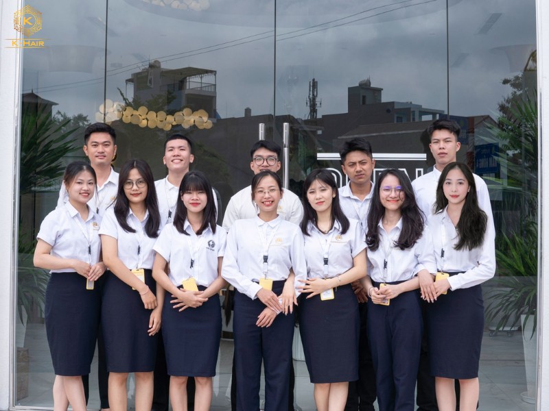 Vietnam Hair Luxury’s staffs