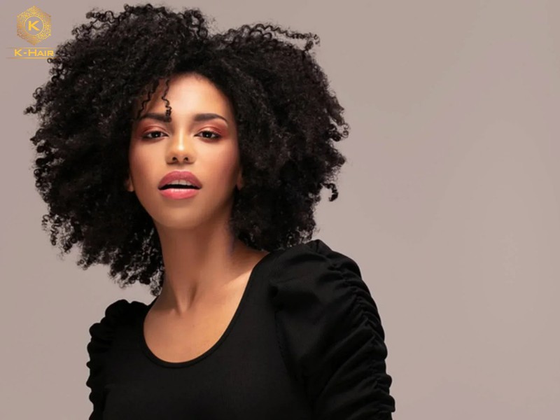 Zig-zag, free-flowing curls & High hair volume are what’s make 4B hair special